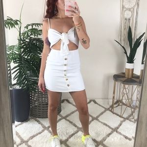 linen sleeve-less mini dress